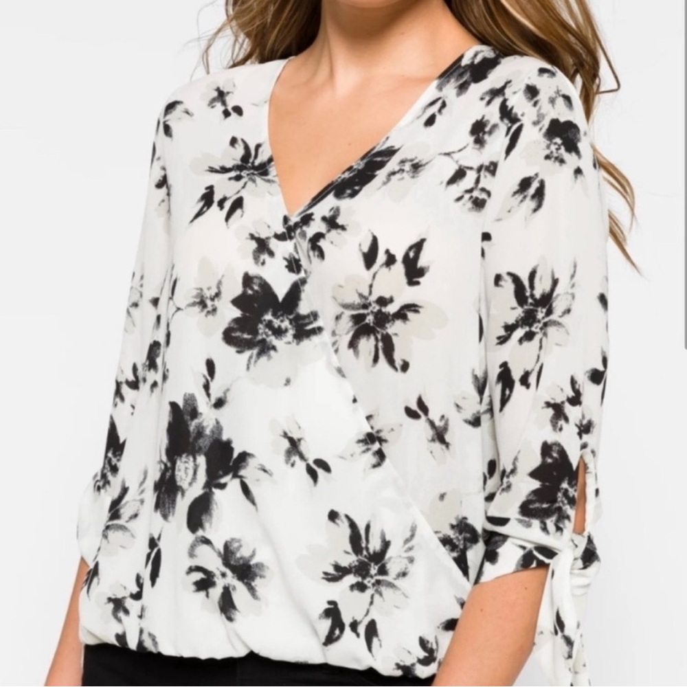 West Kei Black and White Floral Blouse